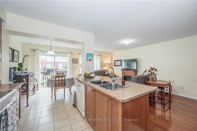 16 - 1035 Victoria Rd S, Townhouse with 3 bedrooms, 3 bathrooms and 2 parking in Guelph ON | Image 5