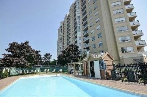 1005 - 2 Westney Rd N, Condo with 2 bedrooms, 2 bathrooms and 1 parking in Ajax ON | Image 11