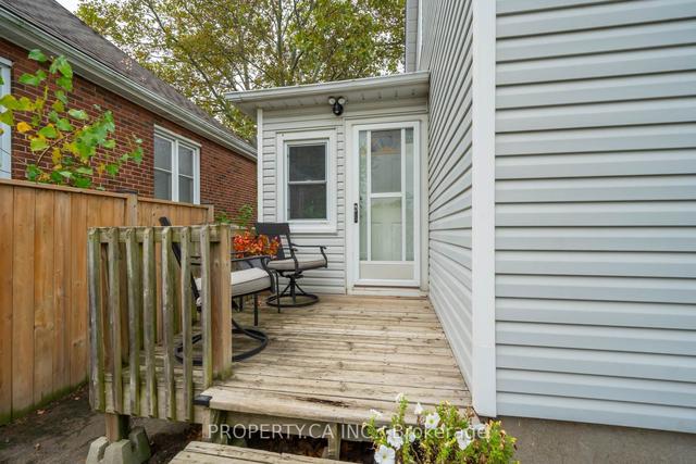 38 Ker St, House detached with 3 bedrooms, 1 bathrooms and 3 parking in St. Catharines ON | Image 15
