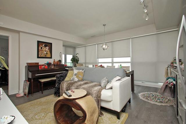 1802 - 2 Sonic Way, Condo with 2 bedrooms, 2 bathrooms and 1 parking in Toronto ON | Image 22