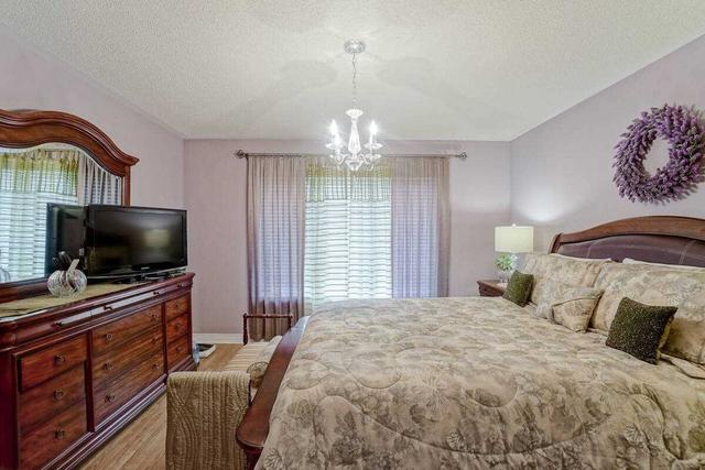 11 Yorkwood Tr, Townhouse with 2 bedrooms, 2 bathrooms and 2 parking in Brampton ON | Image 14