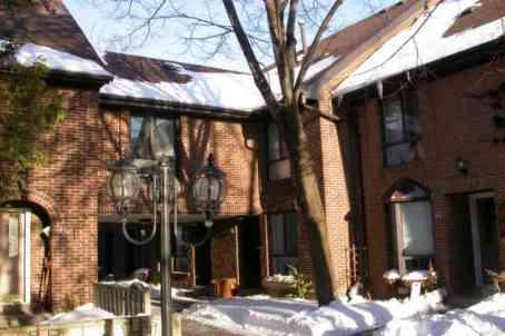 th142 - 26 Livingston Rd, Townhouse with 4 bedrooms, 3 bathrooms and 1 parking in Toronto ON | Image 1