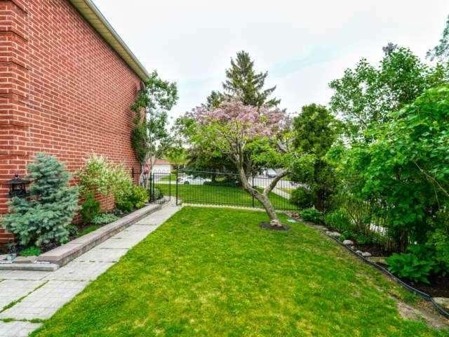 1723 Bough Beeches Blvd, House detached with 4 bedrooms, 4 bathrooms and 5 parking in Mississauga ON | Image 18