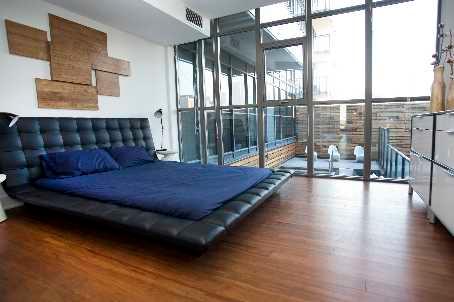 th01 - 90 Trinity St, Townhouse with 2 bedrooms, 3 bathrooms and 1 parking in Toronto ON | Image 5