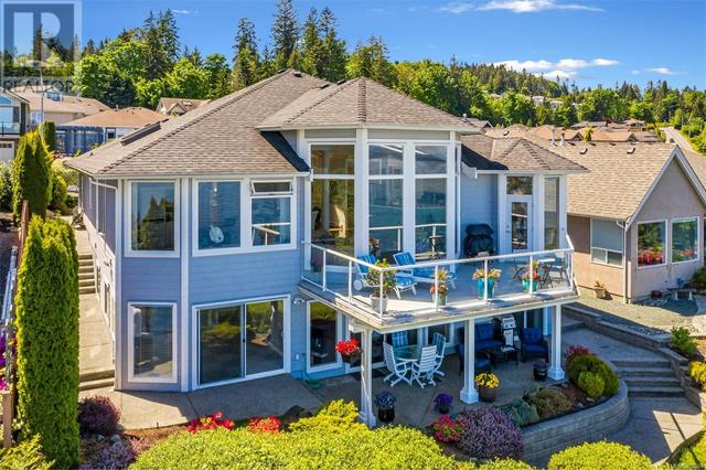 3222 Dogwood Rd, House detached with 6 bedrooms, 4 bathrooms and 4 parking in North Cowichan BC | Image 13