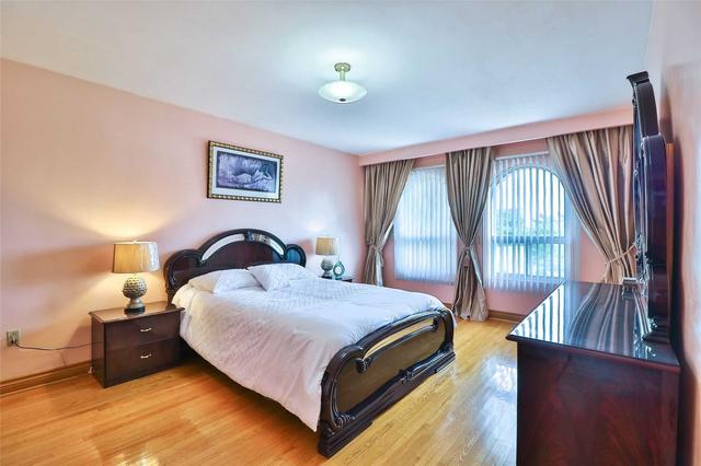 190 Gracefield Ave, House detached with 4 bedrooms, 5 bathrooms and 5 parking in Toronto ON | Image 9
