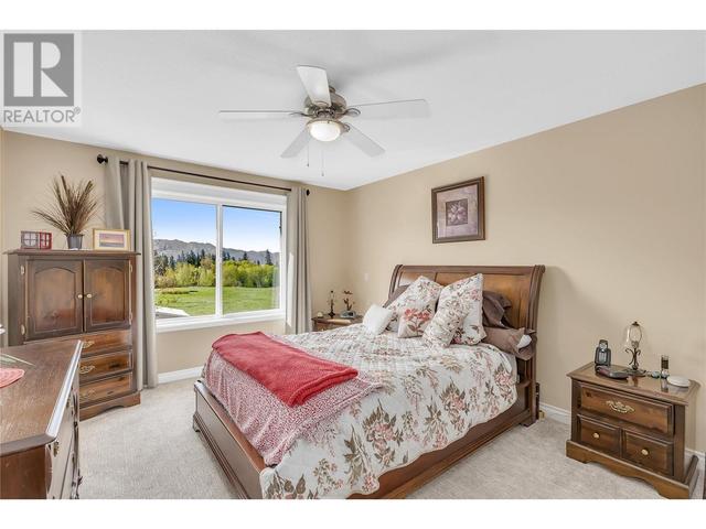 2577 Bridlehill Court, House detached with 4 bedrooms, 3 bathrooms and 4 parking in West Kelowna BC | Image 14