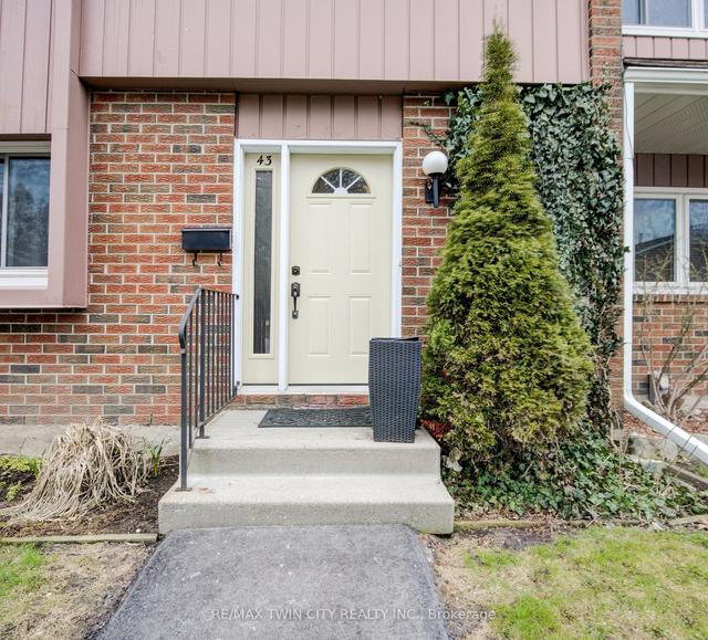 43 - 121 University Ave, Townhouse with 3 bedrooms, 3 bathrooms and 1 parking in Waterloo ON | Image 34