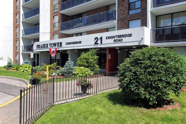 906 - 21 Knightsbridge Rd, Condo with 2 bedrooms, 1 bathrooms and 1 parking in Brampton ON | Image 2