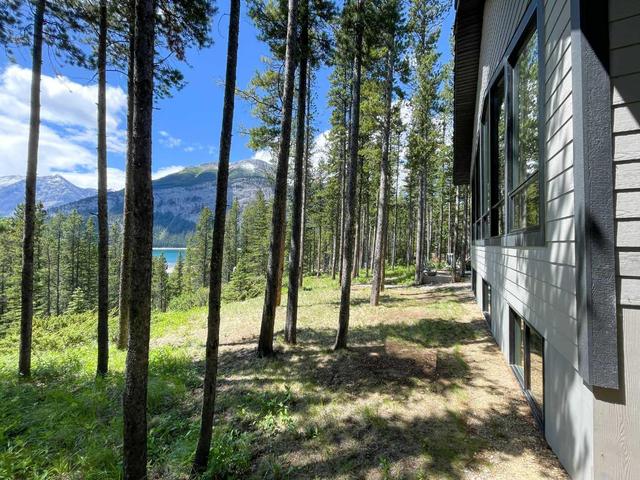 67 Lakeshore Drive, House detached with 4 bedrooms, 2 bathrooms and 6 parking in Kananaskis AB | Image 4