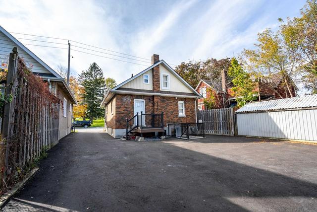 275 Ritson Rd S, House detached with 2 bedrooms, 3 bathrooms and 6 parking in Oshawa ON | Image 31