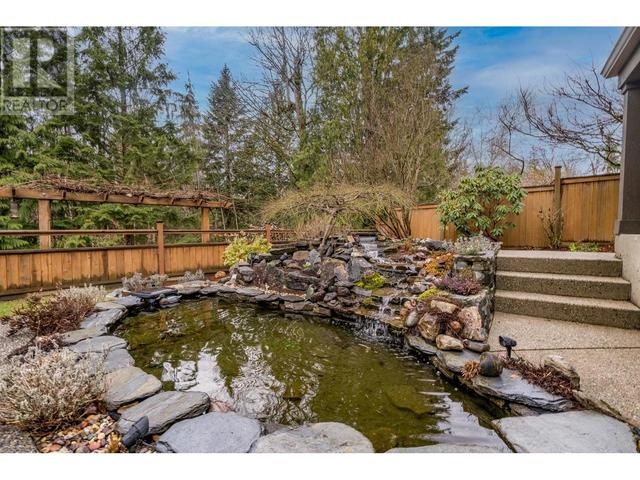 22820 Docksteader Circle, House detached with 5 bedrooms, 4 bathrooms and 5 parking in Maple Ridge BC | Image 35