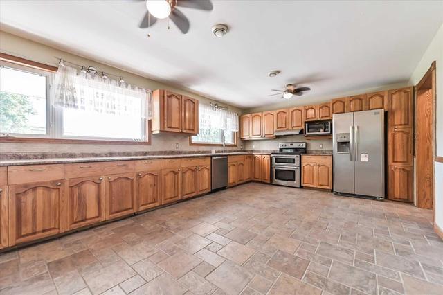 1602 Taunton Rd E, House detached with 4 bedrooms, 2 bathrooms and 10 parking in Oshawa ON | Image 6