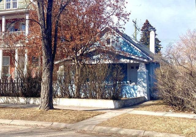 211 7 Street Ne, House detached with 2 bedrooms, 1 bathrooms and 2 parking in Calgary AB | Image 32