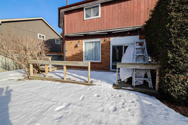 24 Longbourne Cres, House detached with 3 bedrooms, 3 bathrooms and 4 parking in Brampton ON | Image 25