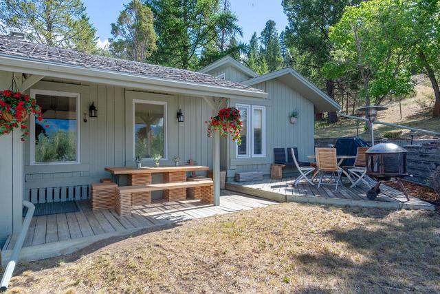 662 Lakeview Road, House detached with 3 bedrooms, 1 bathrooms and 8 parking in East Kootenay F BC | Image 41