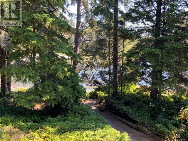 1704 - 596 Marine Dr, Condo with 0 bedrooms, 1 bathrooms and null parking in Ucluelet BC | Image 3
