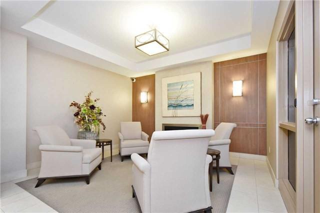 1002 - 20 Baif Blvd, Condo with 2 bedrooms, 2 bathrooms and 1 parking in Richmond Hill ON | Image 3