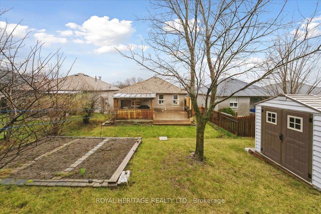 1182 Baker St, House detached with 3 bedrooms, 2 bathrooms and 5 parking in Peterborough ON | Image 27