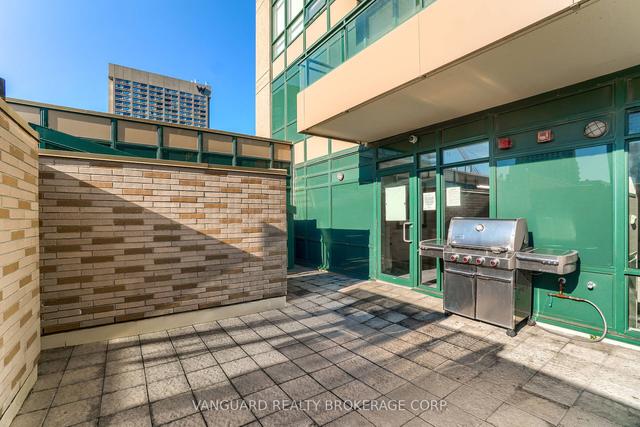 809 - 35 Hayden St, Condo with 1 bedrooms, 1 bathrooms and 1 parking in Toronto ON | Image 28