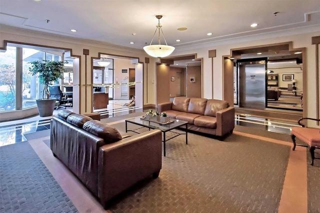 205 - 75 King St E, Condo with 2 bedrooms, 2 bathrooms and 1 parking in Mississauga ON | Image 31