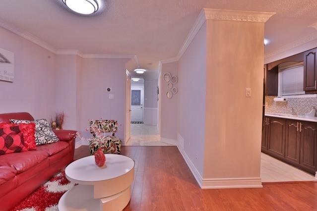 1468 Anton Sq, House semidetached with 3 bedrooms, 3 bathrooms and 3 parking in Pickering ON | Image 16
