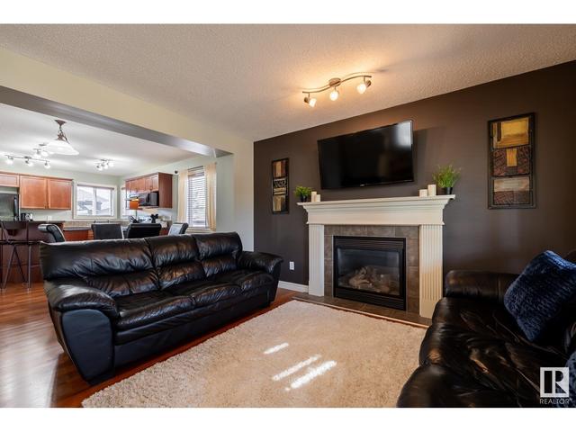 136 Summerwood Dr, House detached with 4 bedrooms, 3 bathrooms and 2 parking in Edmonton AB | Image 8