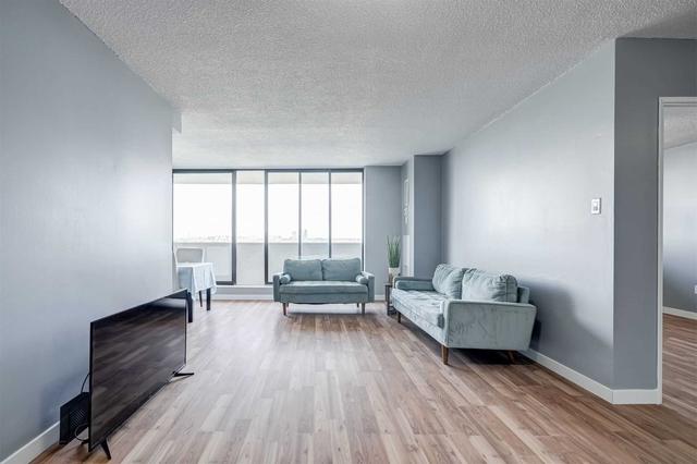 1212 - 301 Prudential Dr, Condo with 3 bedrooms, 2 bathrooms and 1 parking in Toronto ON | Image 40