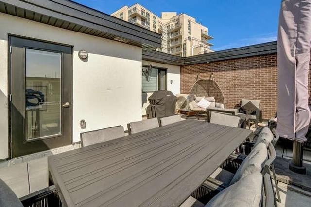 d803 - 5289 Highway 7 St, Townhouse with 2 bedrooms, 3 bathrooms and 2 parking in Vaughan ON | Image 17