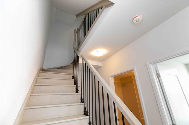 th01 - 7895 Jane St, Townhouse with 4 bedrooms, 2 bathrooms and 1 parking in Vaughan ON | Image 9