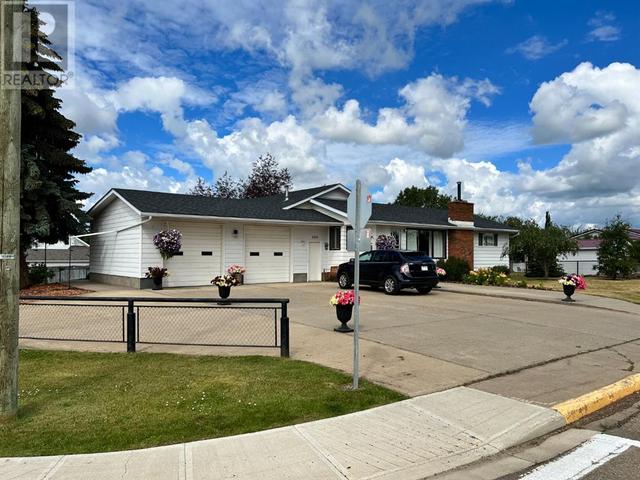 5204 48 Street, House detached with 4 bedrooms, 2 bathrooms and 6 parking in Valleyview AB | Image 32
