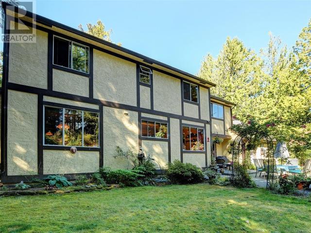 1310 Readings Dr, House detached with 4 bedrooms, 3 bathrooms and 5 parking in North Saanich BC | Image 43