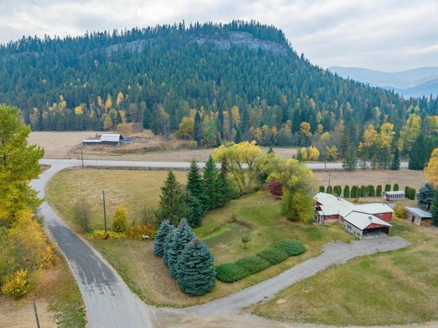 120 Rosebud Lake Road, House detached with 2 bedrooms, 1 bathrooms and null parking in Central Kootenay G BC | Image 28