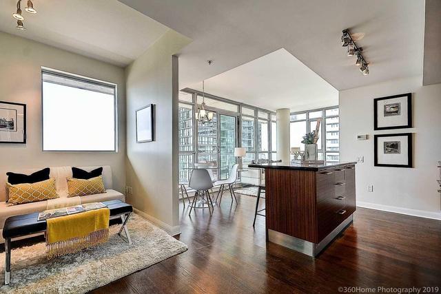 2509 - 375 King St W, Condo with 1 bedrooms, 2 bathrooms and 1 parking in Toronto ON | Image 8