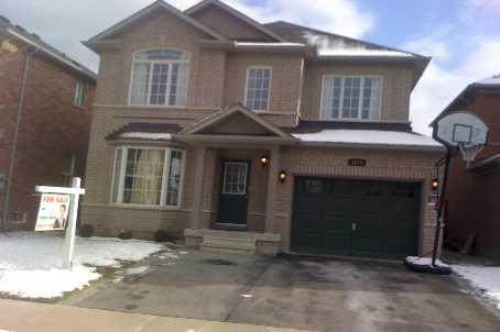 3674 Freeman Terr, House detached with 4 bedrooms, 3 bathrooms and 3 parking in Mississauga ON | Image 2