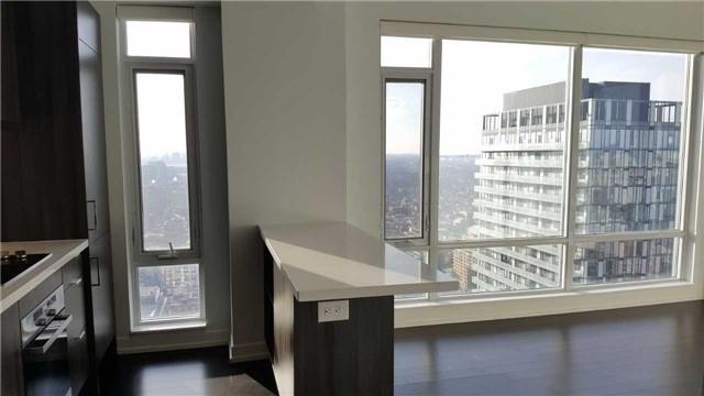 4002 - 21 Widmer St, Condo with 2 bedrooms, 2 bathrooms and 1 parking in Toronto ON | Image 6