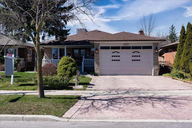 241 Derrydown Rd, House detached with 3 bedrooms, 3 bathrooms and 6 parking in Toronto ON | Image 1