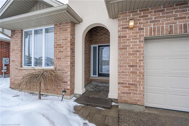 162 First Street W, House detached with 2 bedrooms, 3 bathrooms and 4 parking in Woolwich ON | Image 2