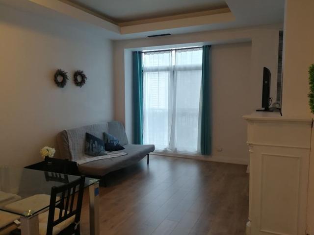1001 - 8 Wellesley St E, Condo with 2 bedrooms, 1 bathrooms and 1 parking in Toronto ON | Image 5