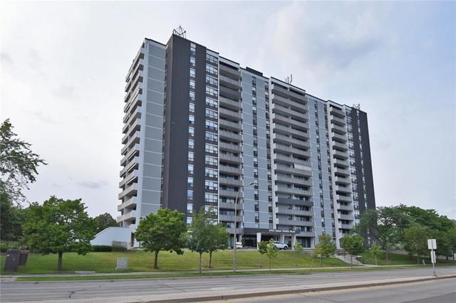 1610 - 2055 Upper Middle Road, Condo with 2 bedrooms, 1 bathrooms and 1 parking in Burlington ON | Image 3