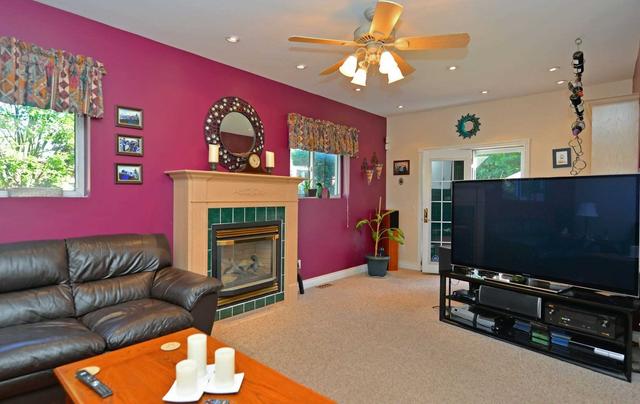 42 Fordover Dr, House detached with 4 bedrooms, 3 bathrooms and 3 parking in Toronto ON | Image 6