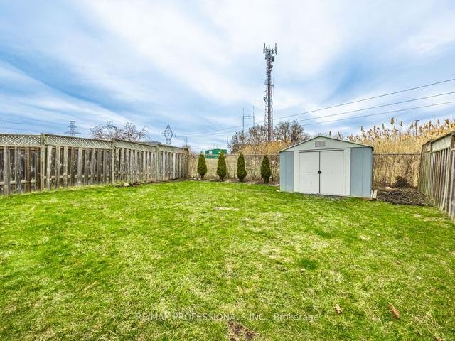 1372 Trowbridge Dr, House detached with 3 bedrooms, 2 bathrooms and 3 parking in Oshawa ON | Image 27