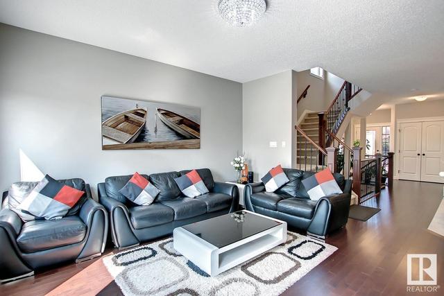 17208 121 St Nw, House detached with 4 bedrooms, 3 bathrooms and 4 parking in Edmonton AB | Image 4