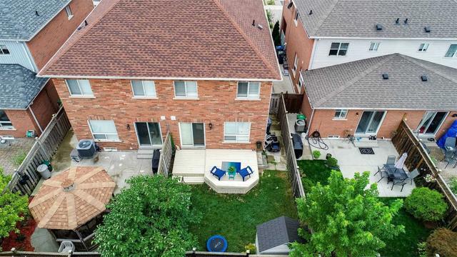 5657 Topaz Pl, House semidetached with 3 bedrooms, 4 bathrooms and 3 parking in Mississauga ON | Image 31