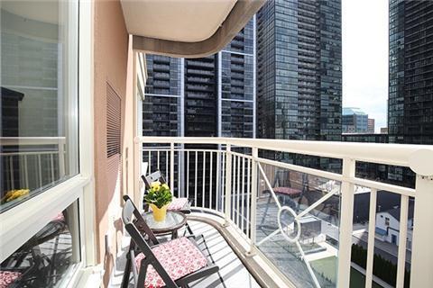 808 - 100 Hayden St, Condo with 1 bedrooms, 1 bathrooms and 1 parking in Toronto ON | Image 10