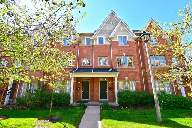 02 - 129 Tenth St, Townhouse with 3 bedrooms, 2 bathrooms and 2 parking in Toronto ON | Image 1