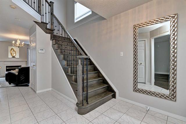 2876 Darien Rd, House detached with 4 bedrooms, 4 bathrooms and 5 parking in Burlington ON | Image 16