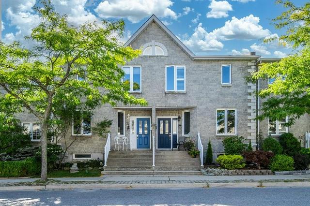 32 Yonge Street, House attached with 3 bedrooms, 3 bathrooms and 2 parking in Kingston ON | Image 1