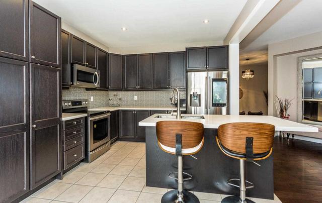 159 Minto Cres, House detached with 4 bedrooms, 4 bathrooms and 4 parking in Milton ON | Image 8