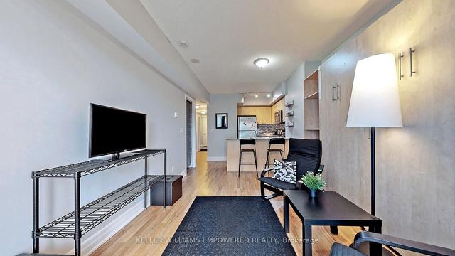 809 - 8 Scollard St, Condo with 0 bedrooms, 1 bathrooms and 0 parking in Toronto ON | Image 8